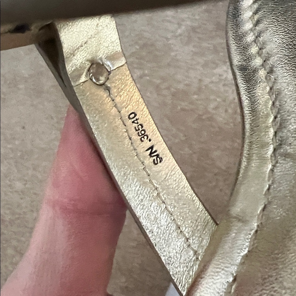 Tory Burch gold metallic Miller sandals 6 NWOT - Picture 3 of 7